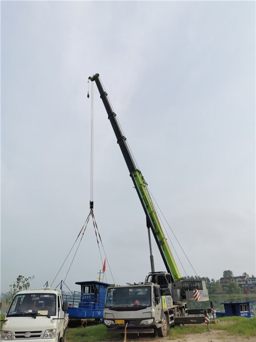 南明区桥梁建设吊装案例